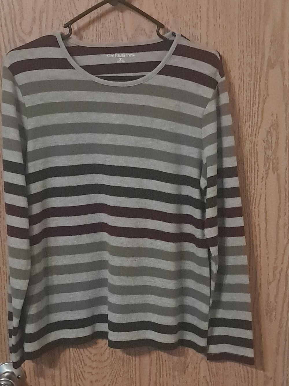 Croft & Barrow Women's Gray and Burgundy Striped Sweater Large